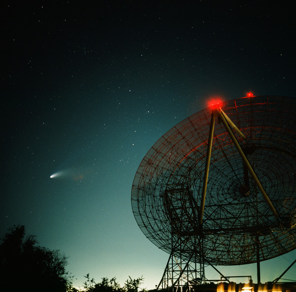 Photo of Comet Hale-Bopp